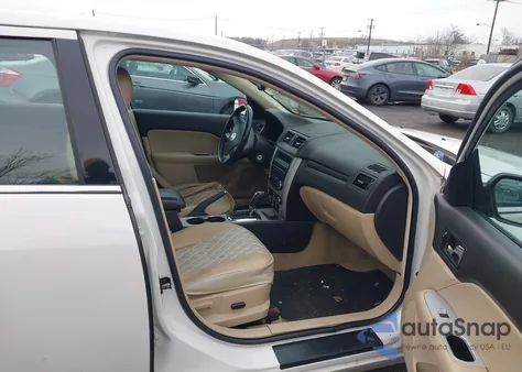 2010 Mercury Milan Premier from USA, damaged, VIN 3MEHM0JA5AR611401